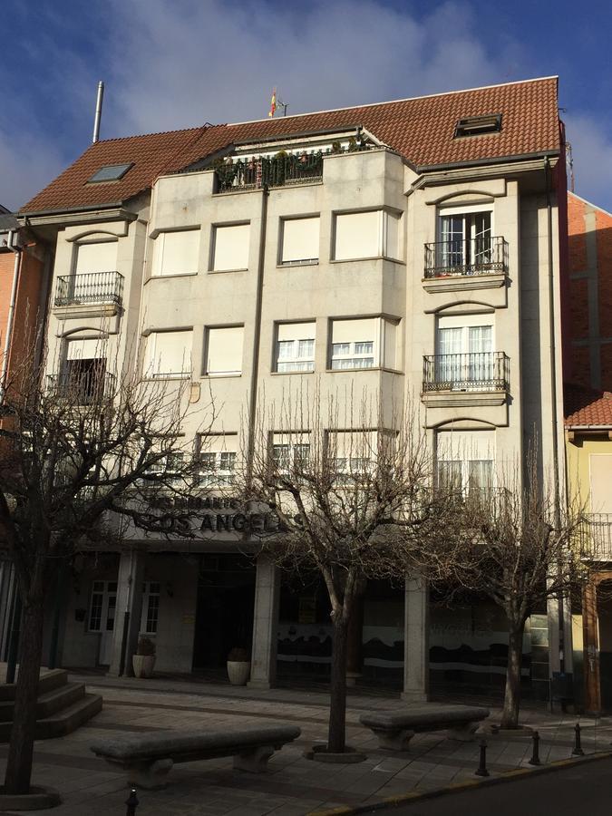 Hotel Los Angeles La Bañeza Exterior foto